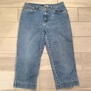 Jones Classic Women's Straight-Leg Capri Jeans in Medium Blue